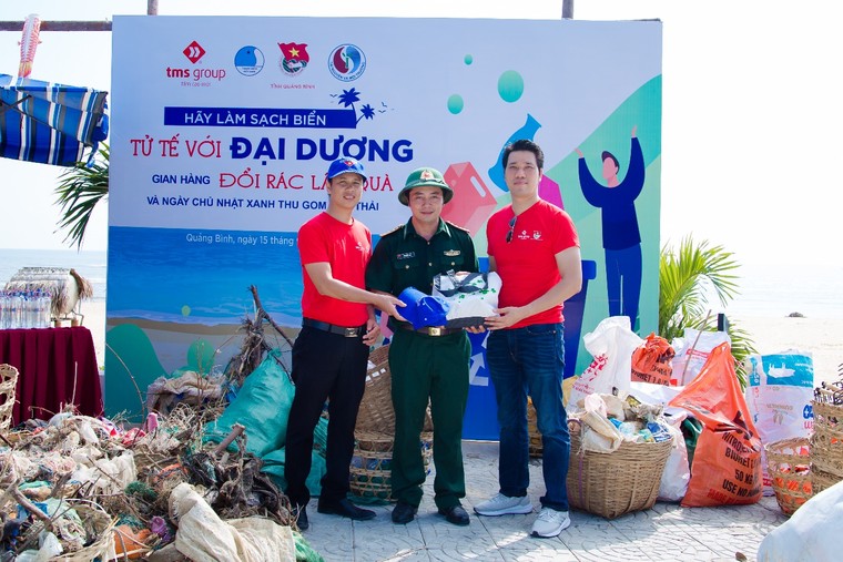 Quảng Bình: 1.000 thanh niên xung kích tham gia chiến dịch làm sạch biển ảnh 5