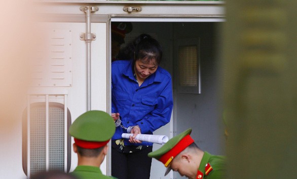 Gian lận Sơn La: Hoãn phiên tòa xét xử vì nhiều người được triệu tập vắng mặt ảnh 1