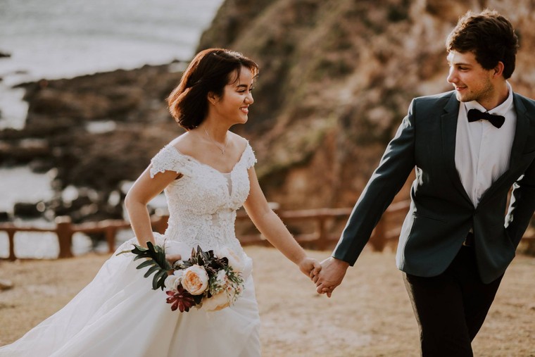 Lạc bước giữa thiên đường ảnh cưới đẹp ngất ngây tại Quy Nhơn ảnh 2
