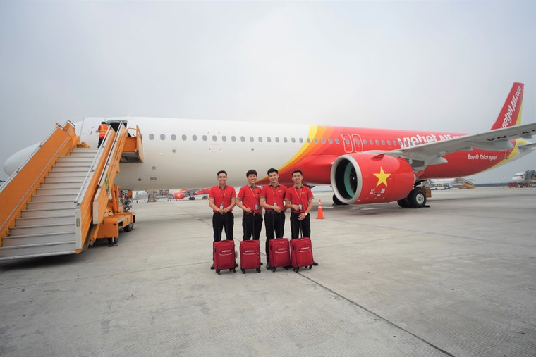 Vietjet đón tàu bay A321neo ACF 240 ghế đầu tiên trên thế giới ảnh 8
