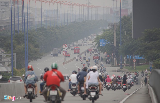 Xác định thủ phạm gây mù đặc ở TP.HCM ảnh 1