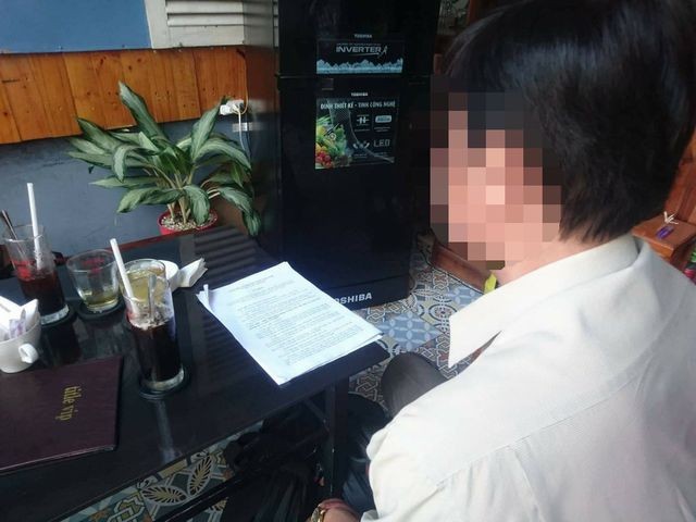 Kỷ luật thầy phó hiệu trưởng bị lộ ảnh 'nóng' trên email nhà trường ảnh 1