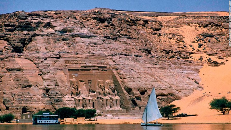 Quốc gia nào được mệnh danh là 