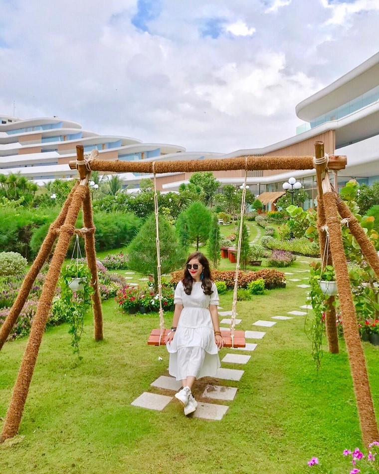 Đánh thức thanh xuân tại 'Khu nghỉ dưỡng biển hàng đầu Việt Nam' ảnh 1