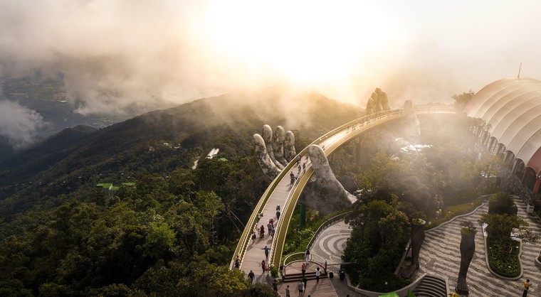 Ngất ngây với những công trình kiến trúc đẹp kỳ ảo tại Bà Nà Hills ảnh 4