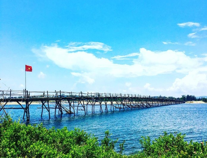 Cây cầu này có chiều dài bao nhiêu?