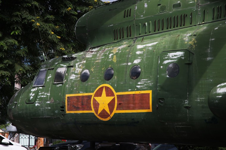 Trực thăng Mil Mi-6 cất cánh lần đầu tiên vào năm nào?