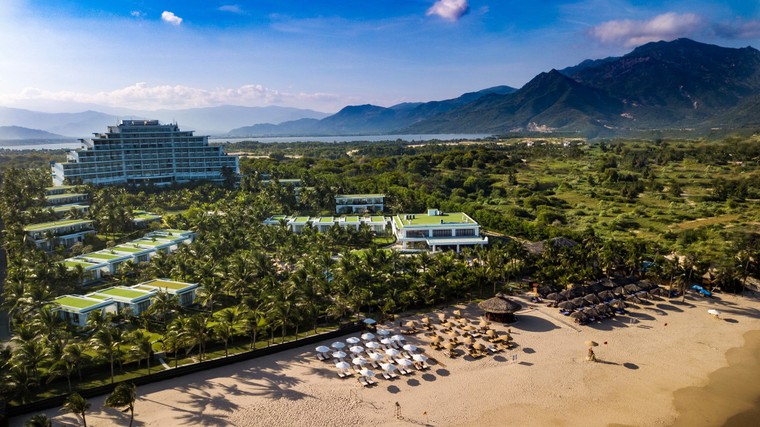 Crystal Bay Hospitality: Nơi công suất phòng luôn đạt trên 90% ảnh 1