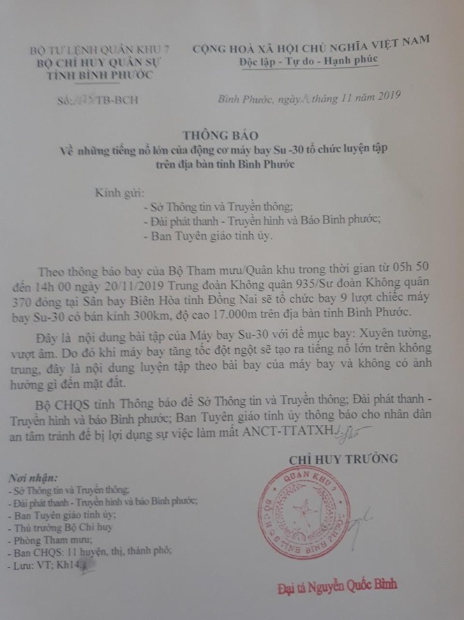 Tiếng nổ trên bầu trời Bình Phước không phải sự cố rơi máy bay ảnh 1