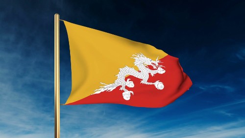 Bhutan còn có biệt danh là vương quốc gì?