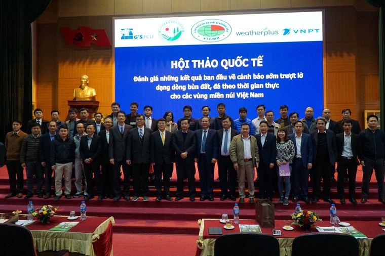 VNPT tài trợ đường truyền kết nối trạm cảnh báo sớm trượt lở tại Lào Cai ảnh 2