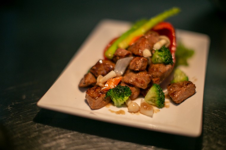 Bí mật sau những món ăn siêu công phu của nhà hàng 'quý tộc buộc phải đến' ảnh 4