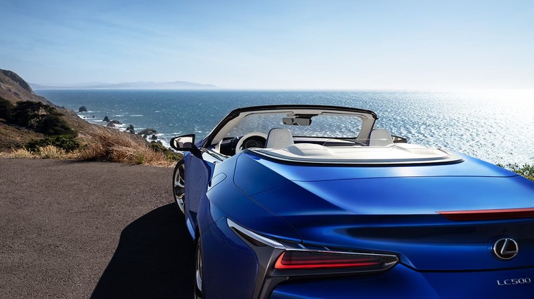 Lexus LC500 mui trần trứ danh đã ra mắt tại Triển lãm ô tô Los Angeles ảnh 1