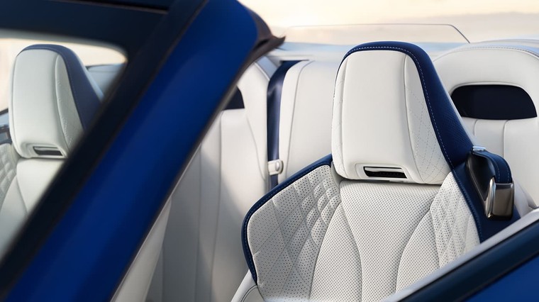 Lexus LC500 mui trần trứ danh đã ra mắt tại Triển lãm ô tô Los Angeles ảnh 11