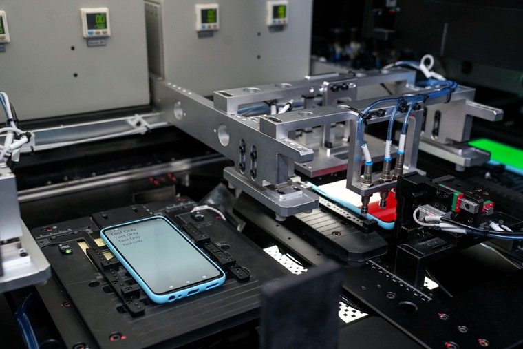 Đã mắt với dàn robot tối tân trong 'siêu đại bản doanh' của Vsmart ảnh 11