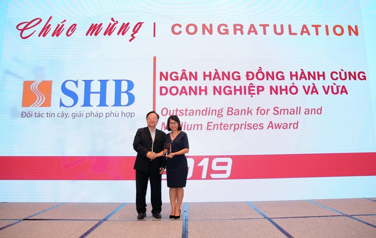 SHB được vinh danh là ngân hàng tiêu biểu vì cộng đồng và đồng hành cùng DNVVN ảnh 1
