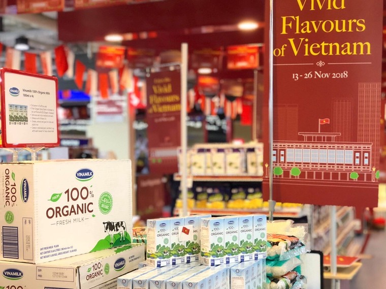 Sữa tươi Organic của Vinamilk dành được cảm tình của người dân Singapore ảnh 4