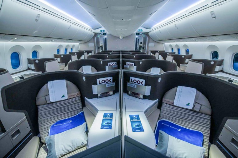 Hé lộ những hình ảnh đầu tiên của nội thất Boeing 787-9 Dreamliner mới gia nhập đội bay Bamboo Airways ảnh 1
