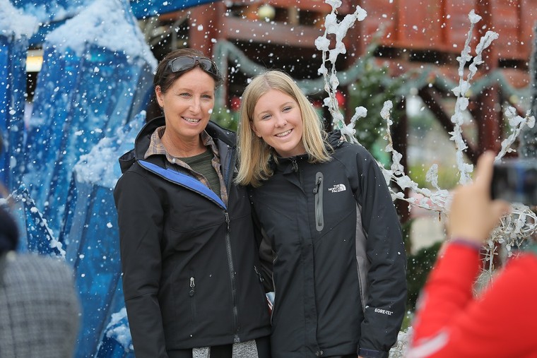 Nhanh chân tới 'Xứ sở pha lê - thiên đường tuyết rơi' kẻo hết mùa đông ảnh 11