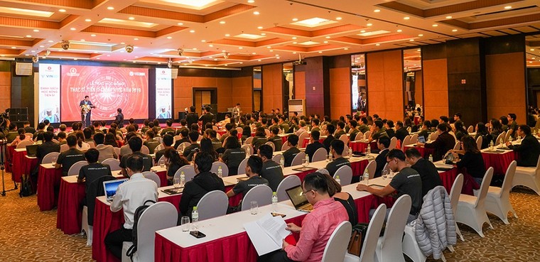 Vingroup tài trợ 1 triệu USD đào tạo thạc sĩ, tiến sĩ ảnh 3