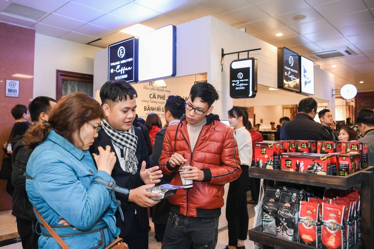 Trung Nguyên E-Coffee tăng tốc mở rộng khắp 63 tỉnh thành ảnh 3