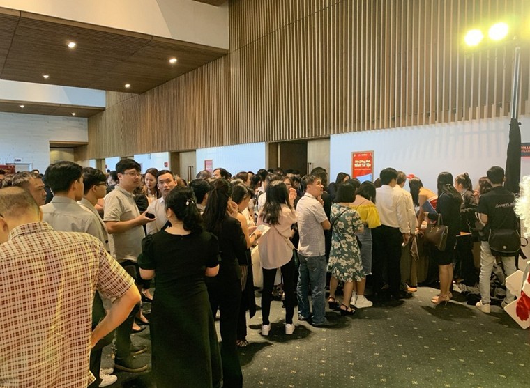 'Lộ diện' nữ chủ nhân giải thưởng 1,7 tỷ đồng tại Mövenpick Resort Waverly Phú Quốc ảnh 1