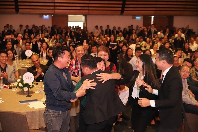 'Lộ diện' nữ chủ nhân giải thưởng 1,7 tỷ đồng tại Mövenpick Resort Waverly Phú Quốc ảnh 5