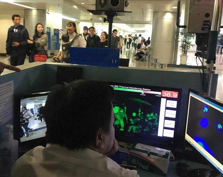 Kiểm soát chặt hành khách từ Vũ Hán đến sân bay Tân Sơn Nhất ảnh 1