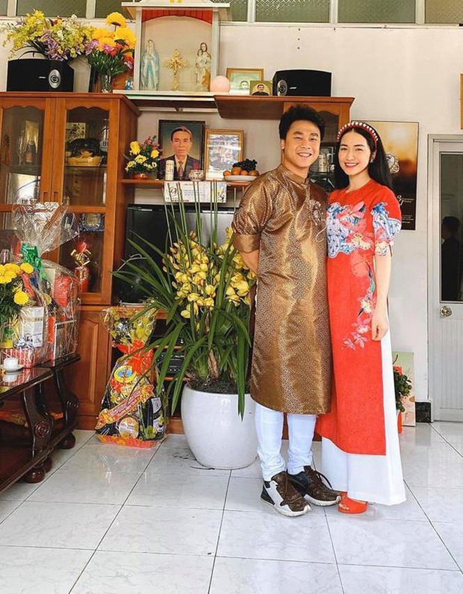 Hòa Minzy xây nhà 5 tầng tặng bố mẹ ảnh 2