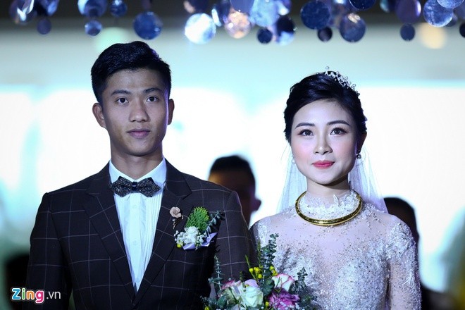 Vợ Văn Đức chia sẻ cảm xúc sau lễ cưới: 'Ai nói lấy chồng khổ?' ảnh 3