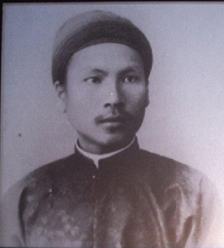 Tên thật của vị vua này là gì?