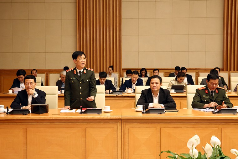 Siết chặt ‘phòng tuyến’ chặn dịch, chủ quan là tự sát ảnh 1