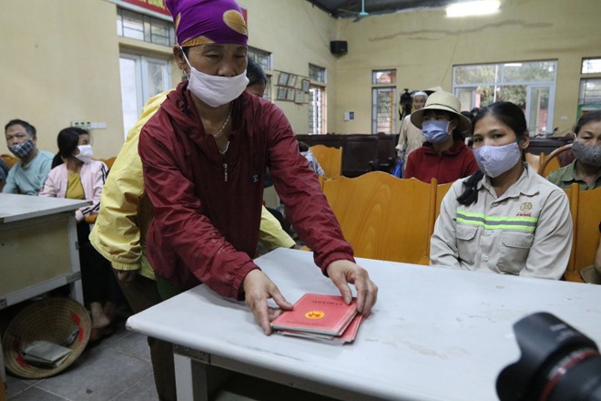 Vĩnh Phúc: Hỗ trợ 8 tỷ đồng cho người dân Sơn Lôi trong thời gian cách ly ảnh 1