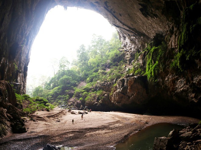 Nhiều tỉnh thành trên cả nước tạm ngưng đón khách du lịch vì dịch Covid-19 ảnh 2