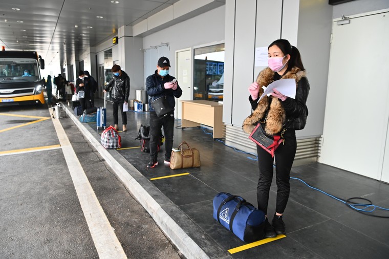 Đón chuyến bay từ vùng dịch: Sân bay Vân Đồn áp dụng quy trình mới ảnh 4