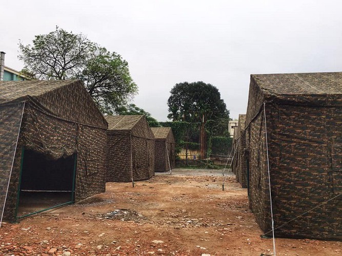 Những hình ảnh đầy cảm động trong khu vực 'nội bất xuất, ngoại bất nhập' giữa ổ dịch lớn nhất Thủ đô ảnh 10