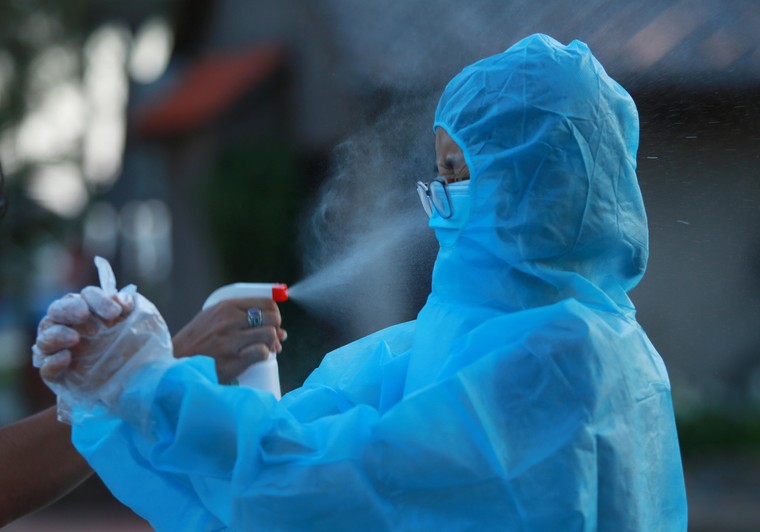 Chủ tịch Hà Nội chỉ thị cụ thể việc thực hiện cách ly toàn xã hội phòng chống dịch ảnh 2