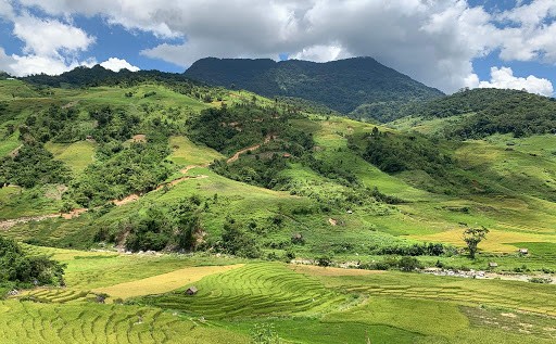 Núi nào là “nóc nhà” của Trường Sơn?