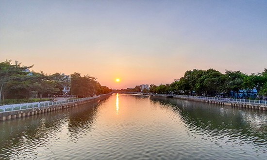 Sài Gòn ngày những tin vui ảnh 1