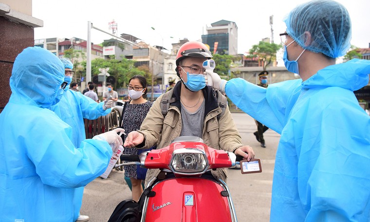 Bộ Y tế nhận định dịch COVID-19 ở nước ta đã chuyển sang giai đoạn 3 ảnh 1