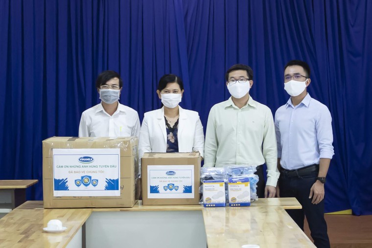 'Triệu bước đi, đẩy lùi cô-vi' - Tấm lòng của nhân viên Vinamilk dành cho trẻ em khó khăn trong đại dịch ảnh 5