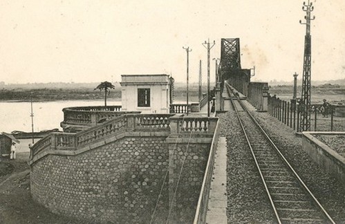 Cầu Long Biên đã từng là cây cầu dài thứ mấy trên thế giới?