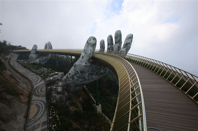 Top những cây cầu ngoạn mục nhất thế giới gọi tên Cầu Vàng ảnh 3