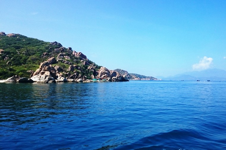 Trong 5 đảo tại cụm Hòn Khoai, đảo nào cao nhất?