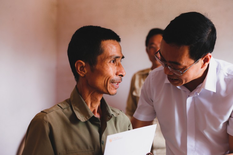 Chuyện về những đôi tay bàn tay ấm mùa Covid-19: Bởi vẻ đẹp cuộc đời là cho đi ảnh 10