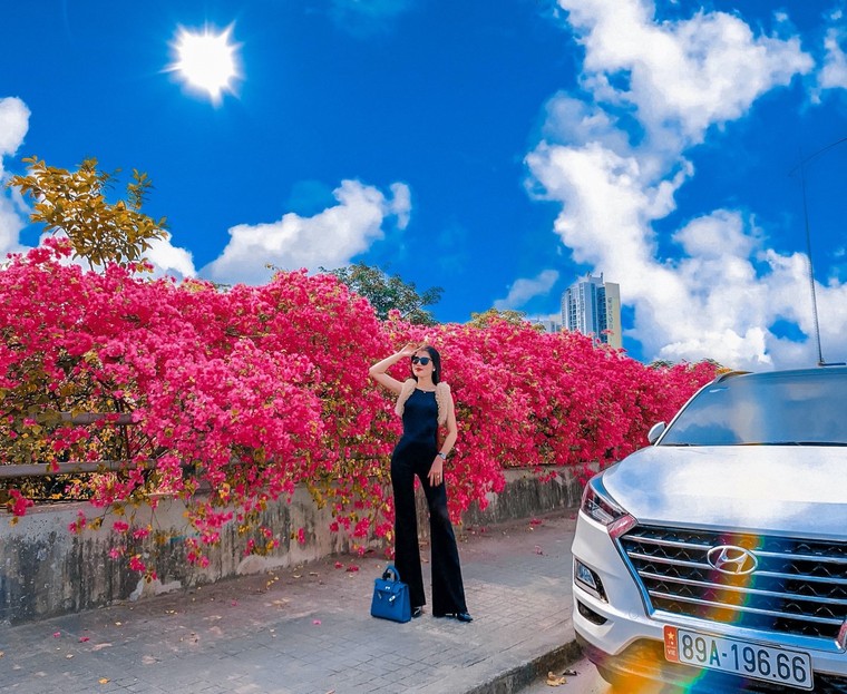 'Phát sốt' với con đường hoa giấy đẹp quên lối về ở Ecopark ảnh 8