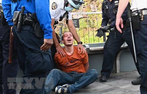 Góc nhìn về bạo lực và cuộc khủng hoảng sắc tộc của nước Mỹ ảnh 2