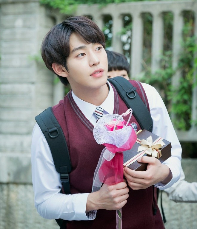 Park Bo Gum và loạt mỹ nam đi hát thất bại, vụt sáng khi là diễn viên ảnh 2