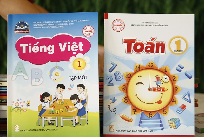 Đề nghị Nhà xuất bản giảm giá sách giáo khoa tối đa năm học 2020-2021 ảnh 1