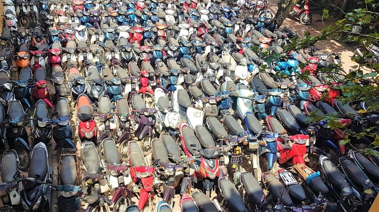 Vi phạm nồng độ cồn, hàng trăm tài xế bỏ xe không nộp phạt ảnh 1